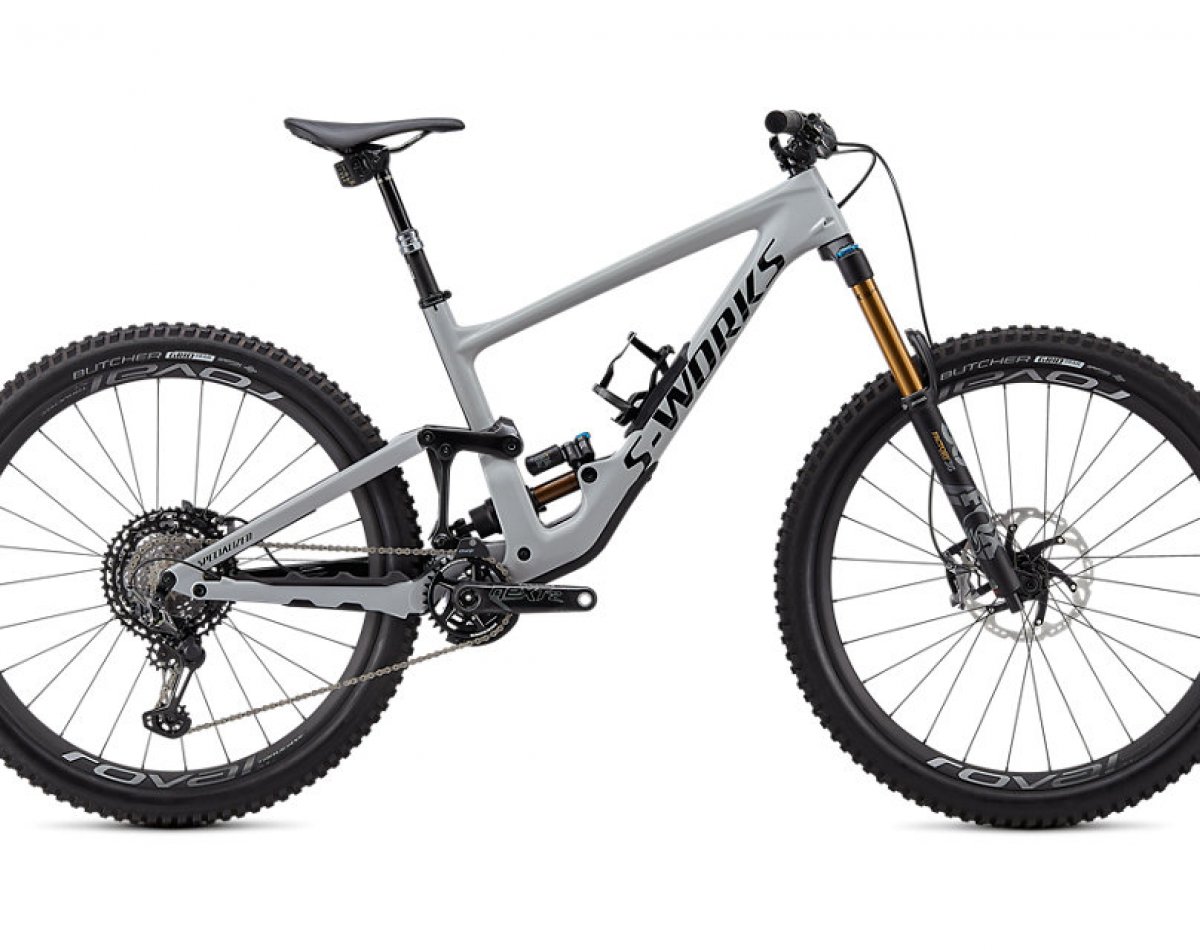 93620-01_enduro-sw-carbon-29-dovgry-blk-rktred_hero.jpeg